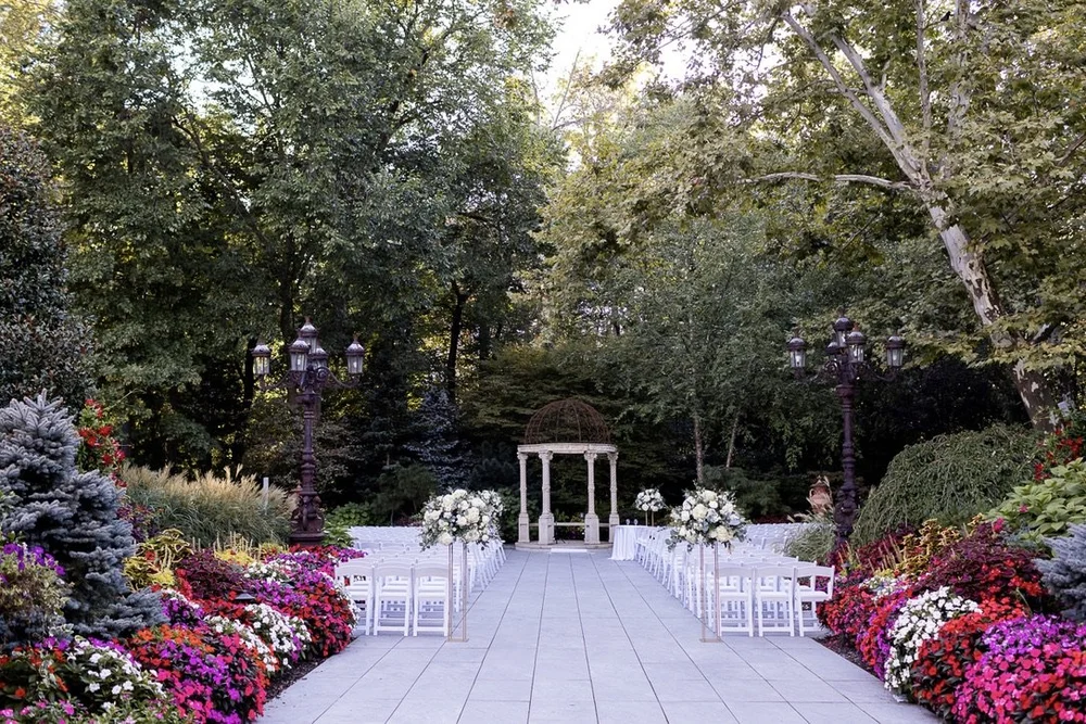 Seasonal Gardens — Crystal Plaza