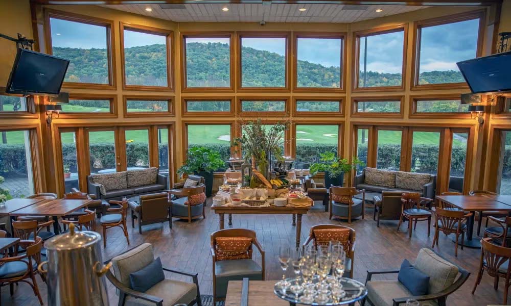Bear Den Grille — Black Bear Golf Club