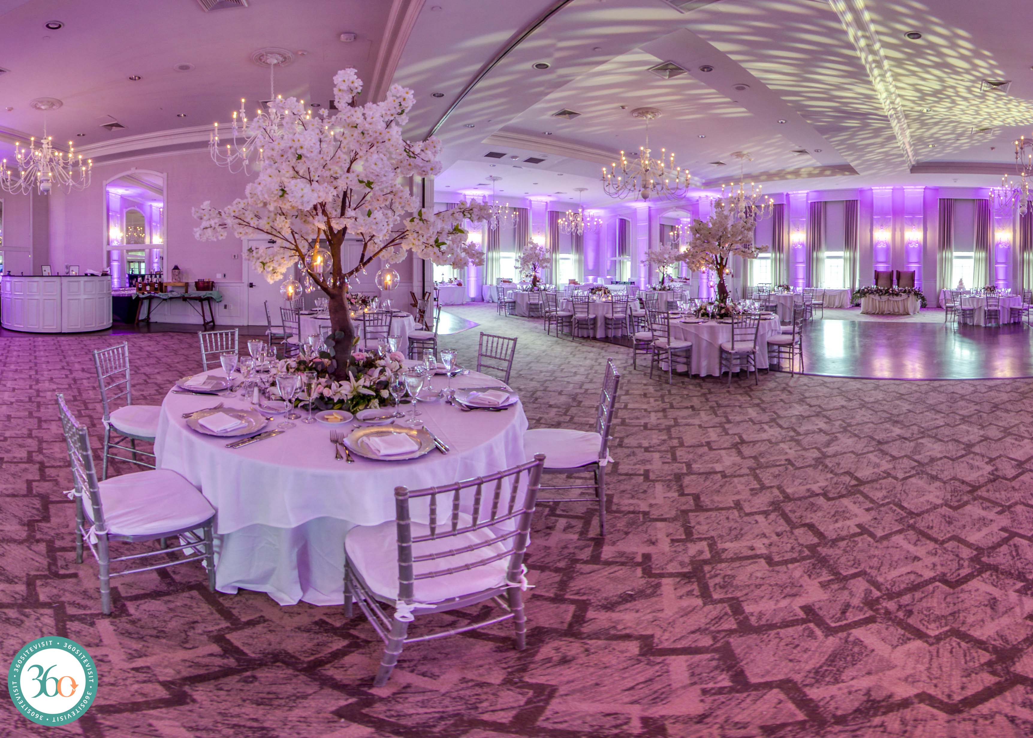Emerald Ballroom — Grand Cascades Lodge