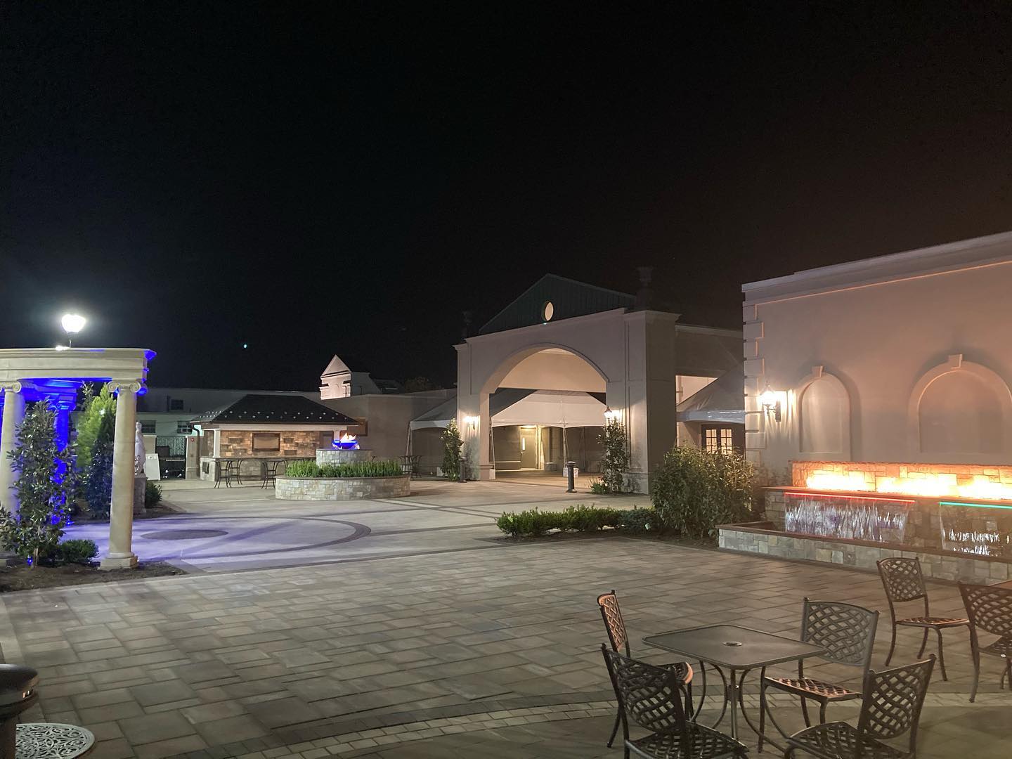 Outdoor Courtyard — Macaluso's